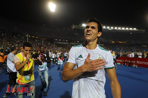لاعبو الجزائر في فرحة عارمة بعد التأهل التاريخي لنهائي كأس الأمم الإفريقية