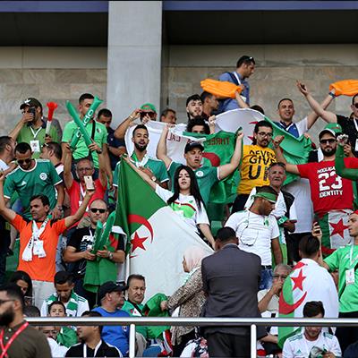 احتشاد جماهيري جزائري ودعم سنغالي في قمة الجولة الثانية لكأس الأمم الإفريقية